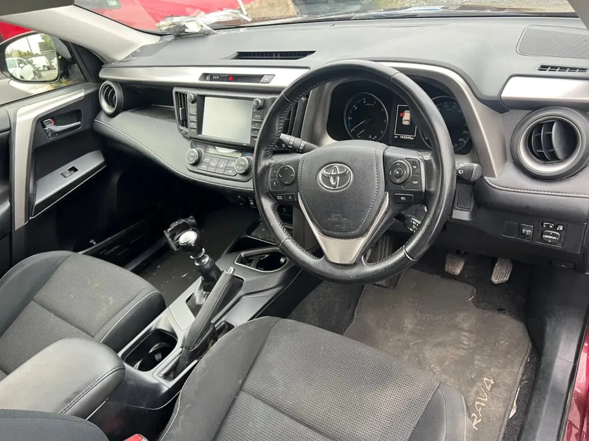 2016 Toyota Rav 4 low milage drive away - Image 4