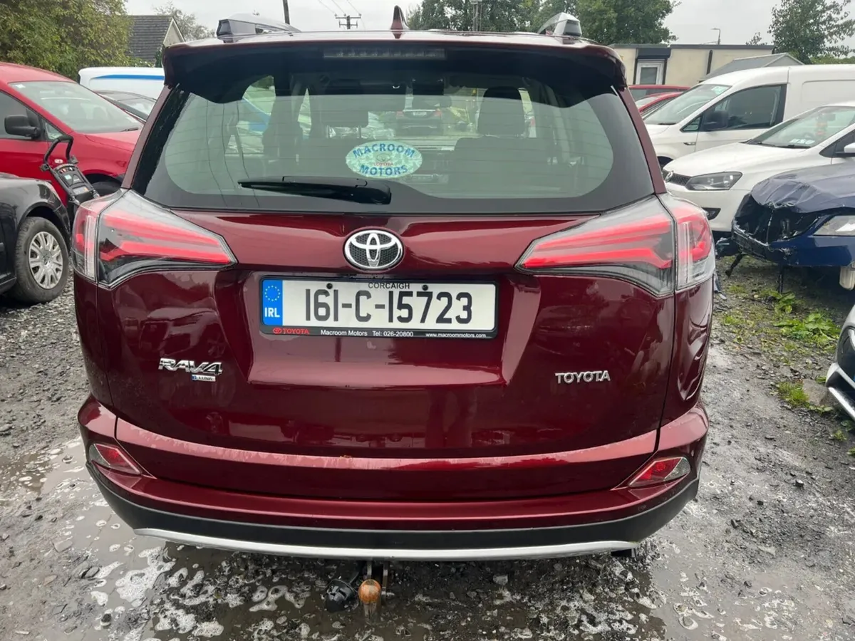 2016 Toyota Rav 4 low milage drive away - Image 2