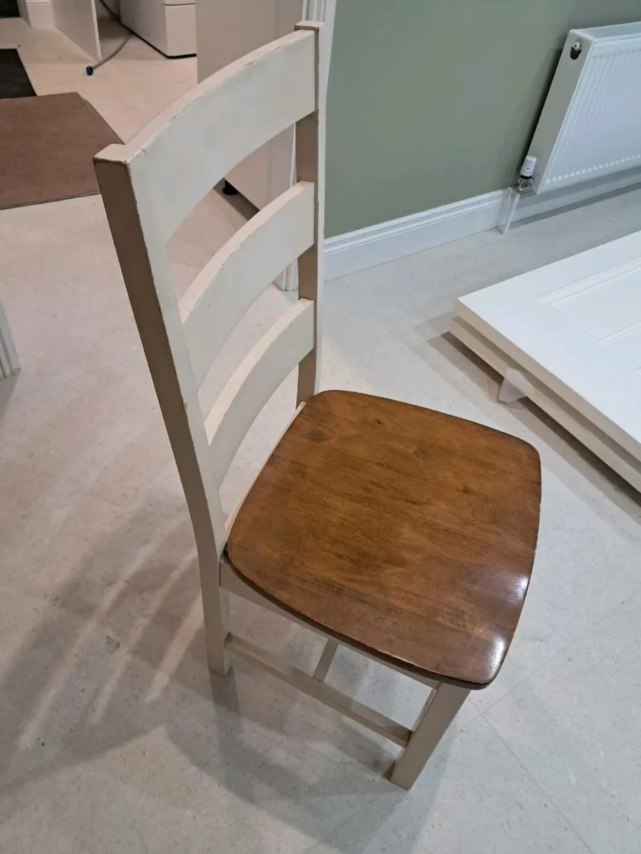 Table and 6 chairs - Image 2