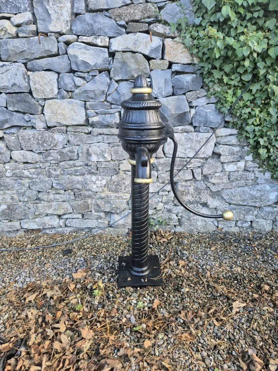 Water pump - Image 1