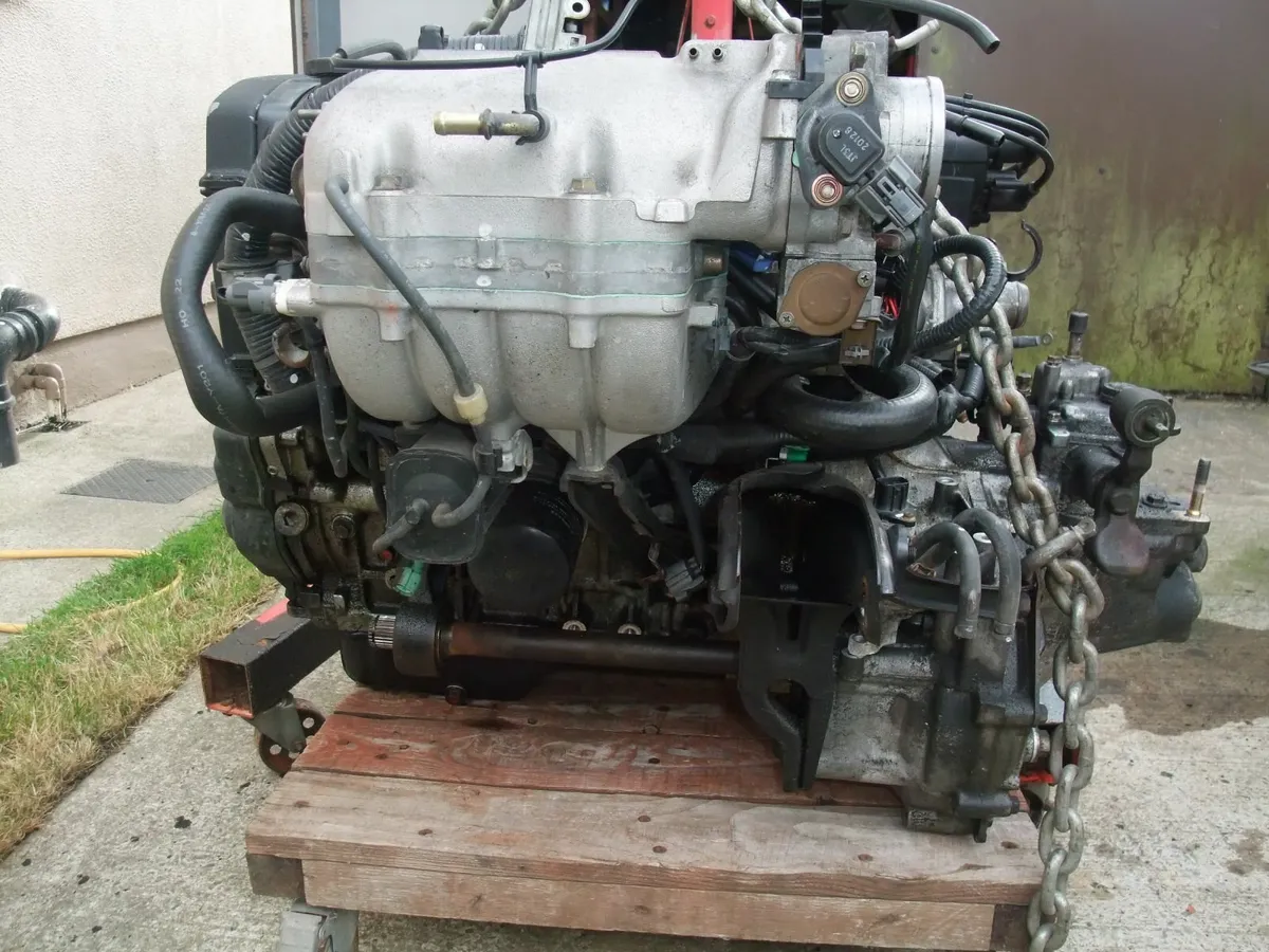 Honda Prelude engine - Image 3