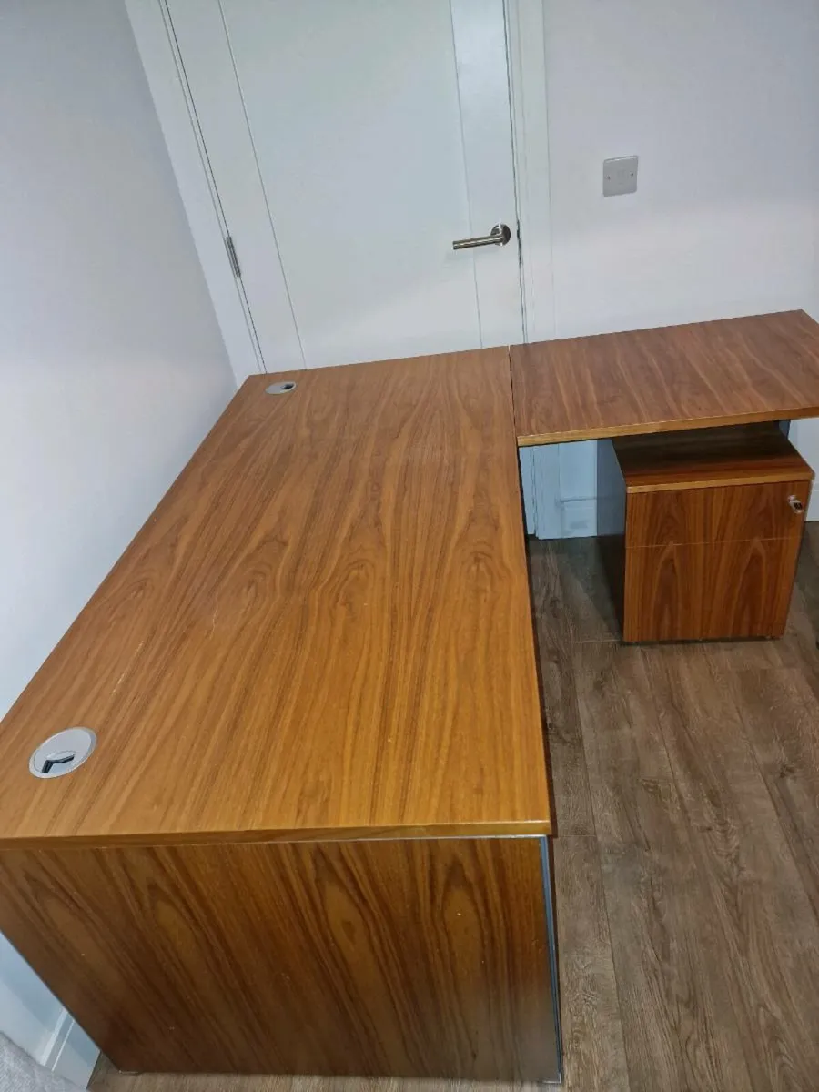 Corner Office Desk - Image 2
