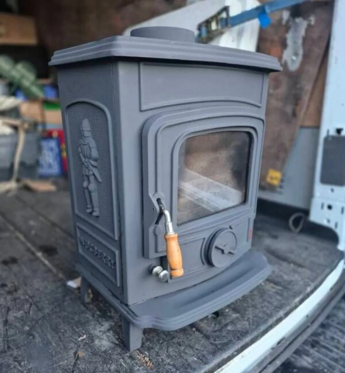 Mulberry stove with boiler  second hand - Image 1