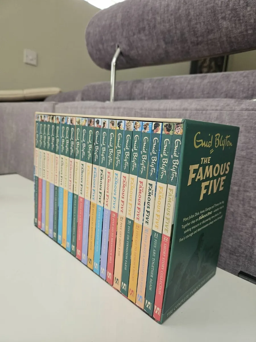 Bumper Set of Enid Blyton - 21 Titles - Image 3