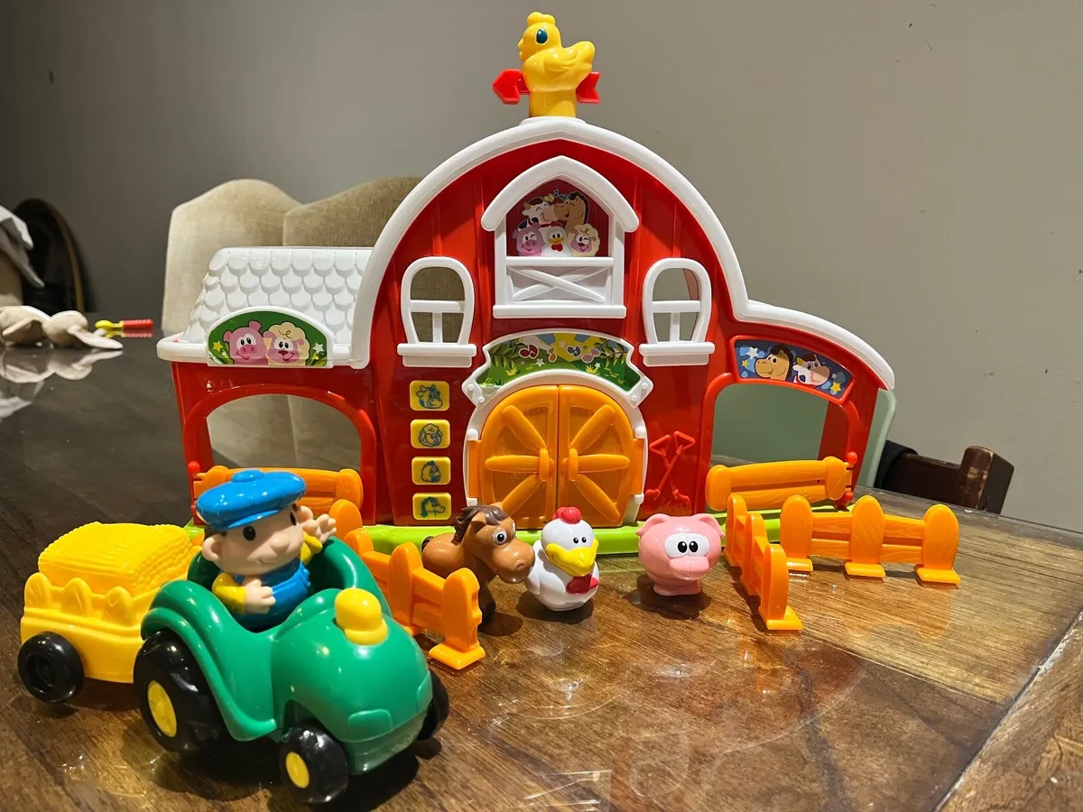 Toy animal farm