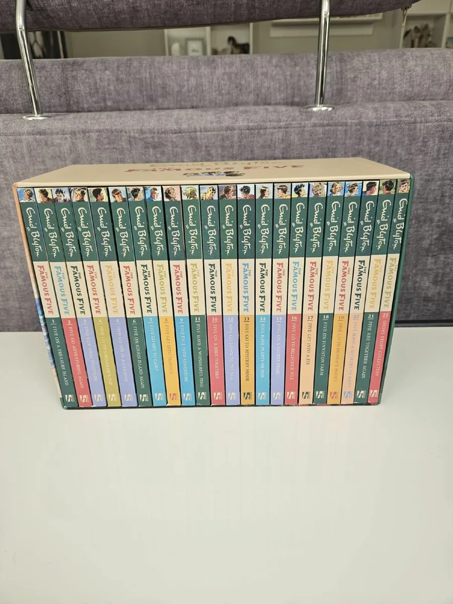 Bumper Book Set - 74 Books - Image 3