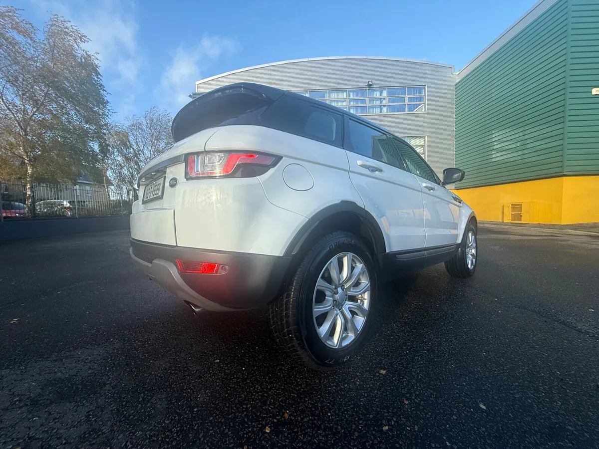 Range Rover Evoque 2.0D TD4 Automatic 4WD - Image 4
