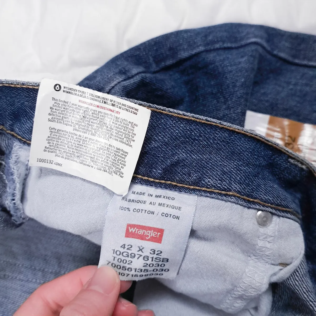 Wrangler Dark Blue Straight Leg Jeans 42x32 - Image 3