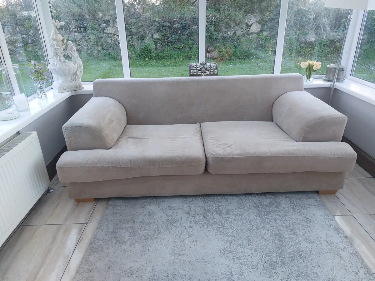 3 Seater Sofa - Image 3