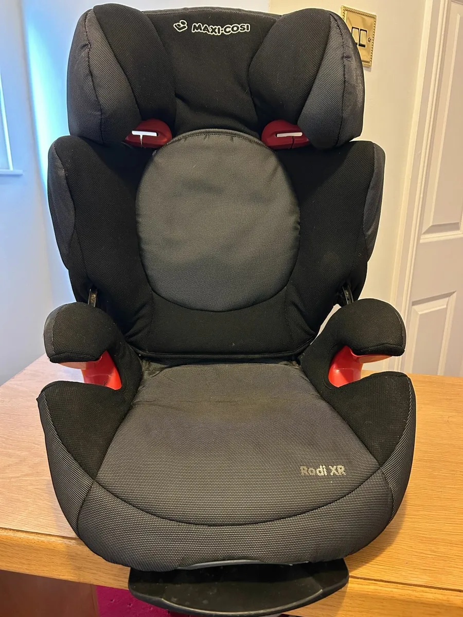 Maxi Cosi Rodi XR car seat - Image 1