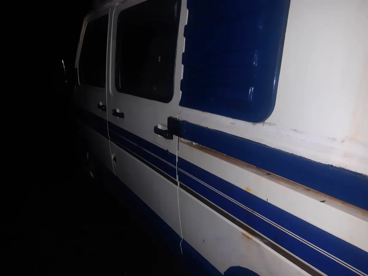 Camper needs some body work/ Camper conversion - Image 4