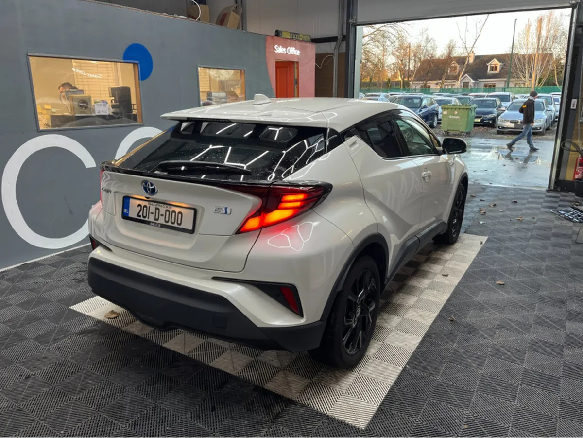 Toyota C-HR €22950! 2020 TOYOTA C-HR 1.8L HYBRID / - Image 2