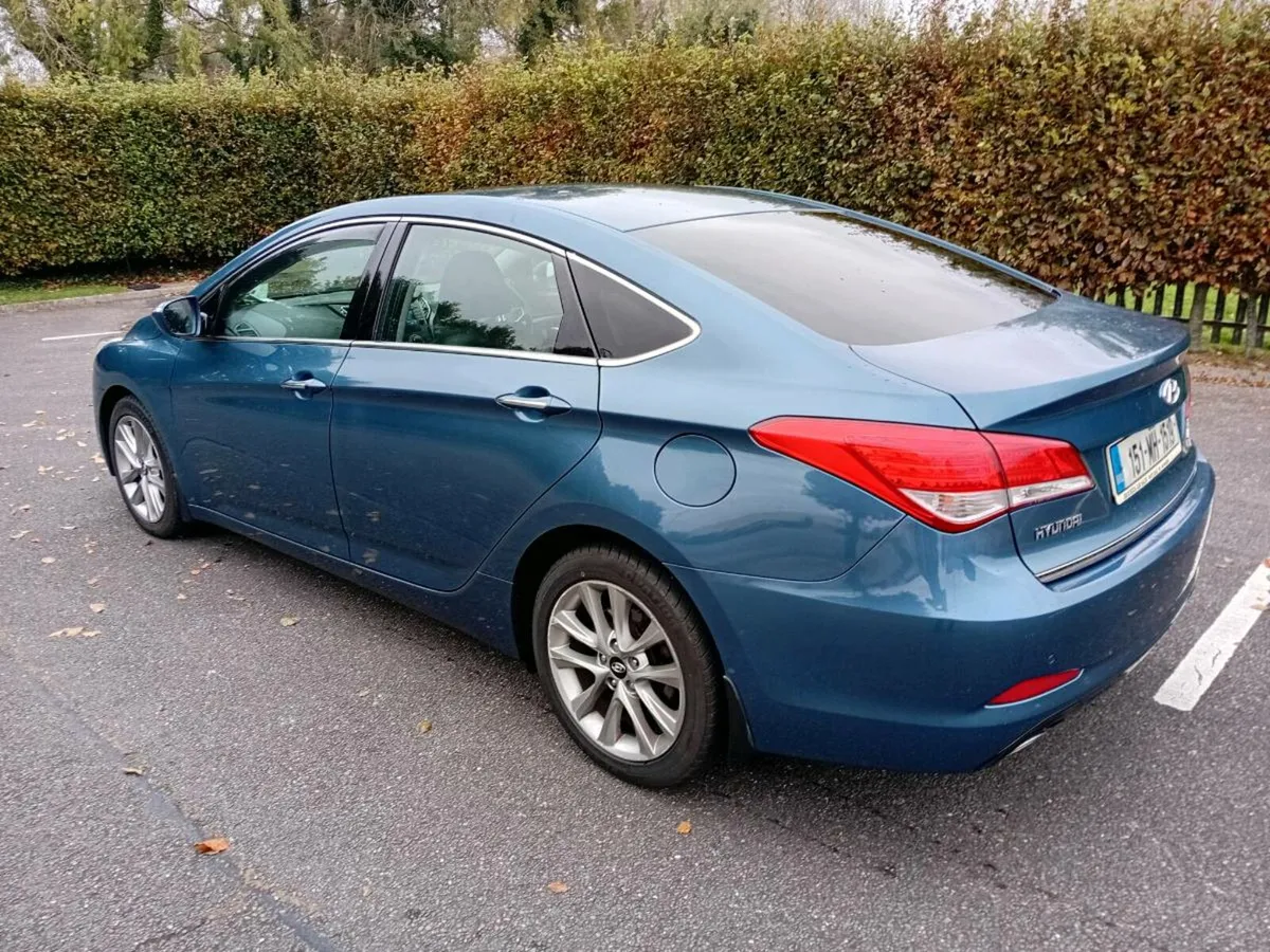 Hyundai i40 executive - Image 4