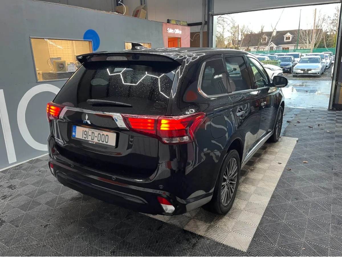 Mitsubishi Outlander 2019 MITSUBISHI OUTLANDER 2.4 - Image 2