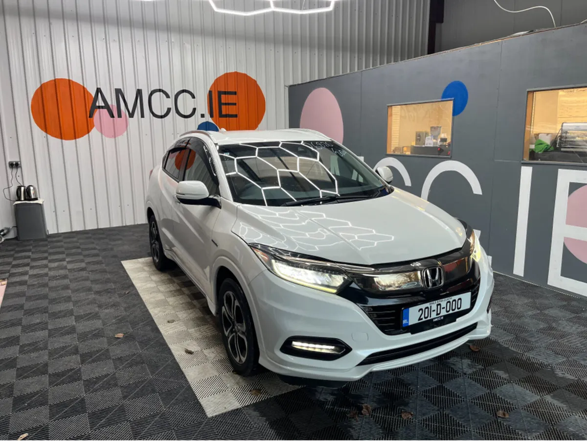 Honda Vezel €23950 2020 HONDA VEZEL 1.5L HYBRID / - Image 1