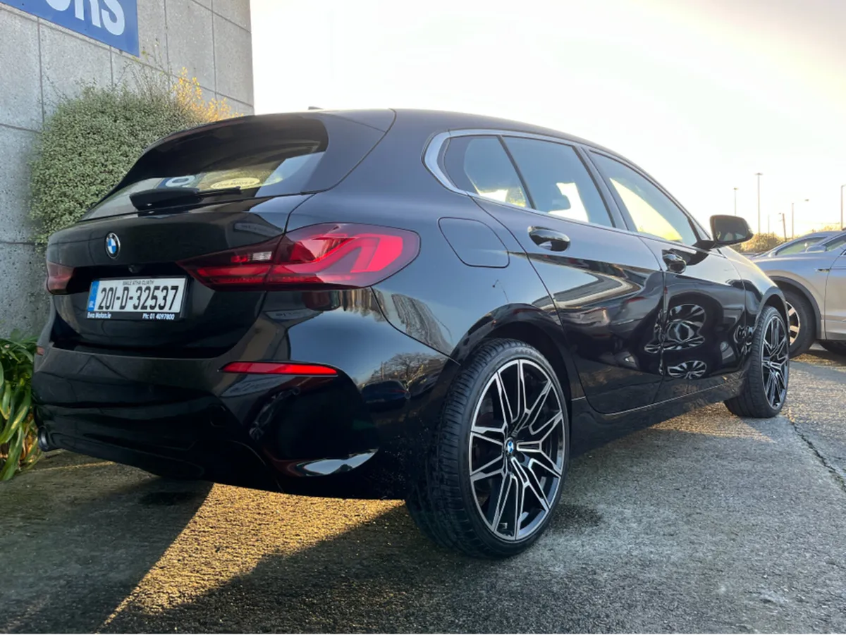 BMW 1-Series 118i SE AUTOMATIC 1.5 PETROL //HIGH S - Image 4