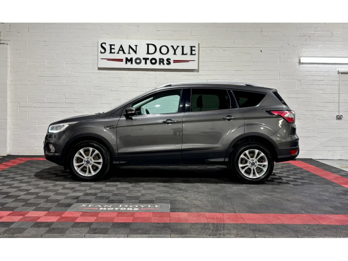 Ford Kuga 2017 TITANIUM 1.5 TDCI FWD 4 SEATER COMM - Image 4