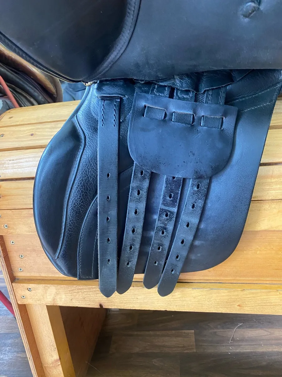 Ideal 16.5 black Leather GP saddle - Image 4