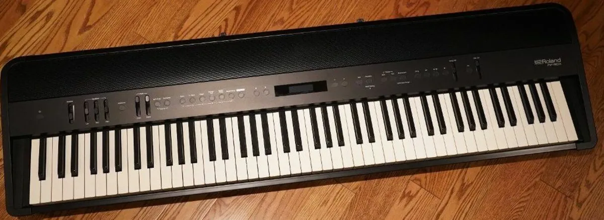 Electric Piano ROLAND FP90X with hardcase keyboard - Image 1