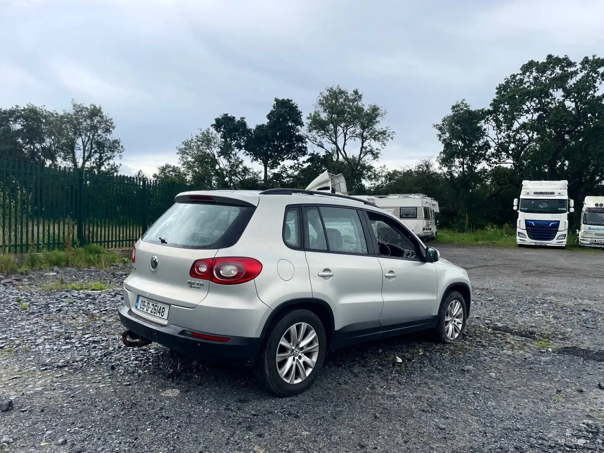 Volkswagen Tiguan 2009 2.0 Diesel Read ADD - Image 4