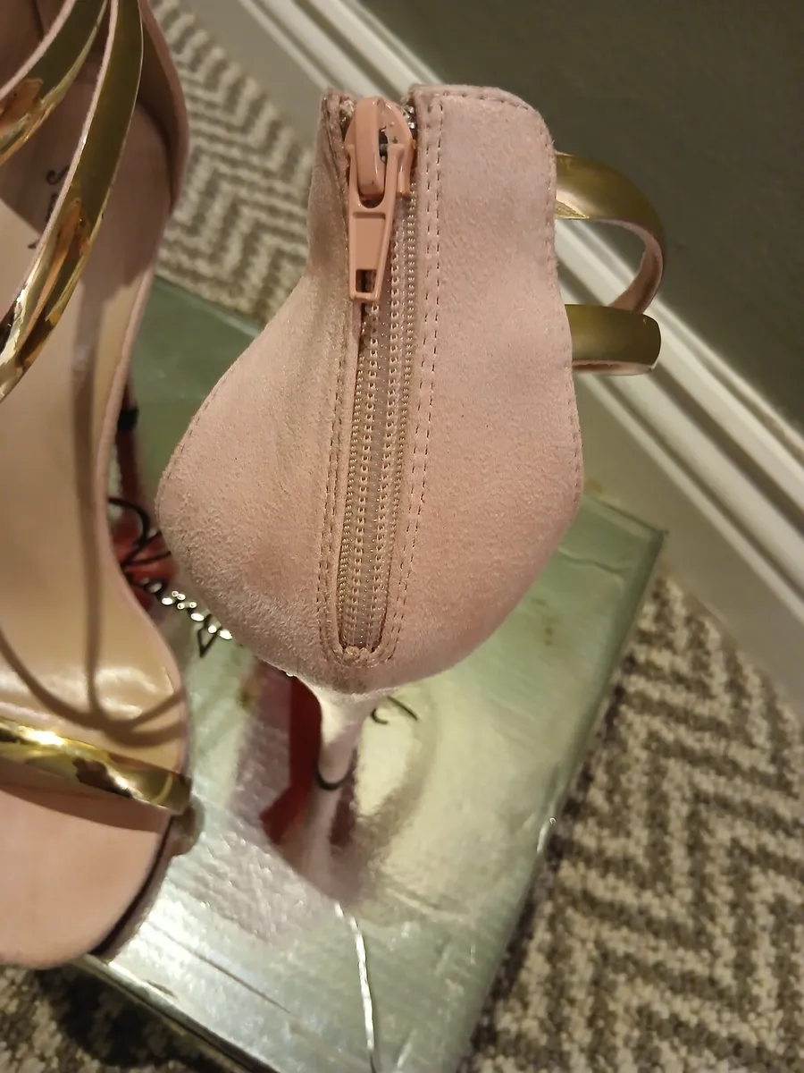 Ladies heels - Image 2