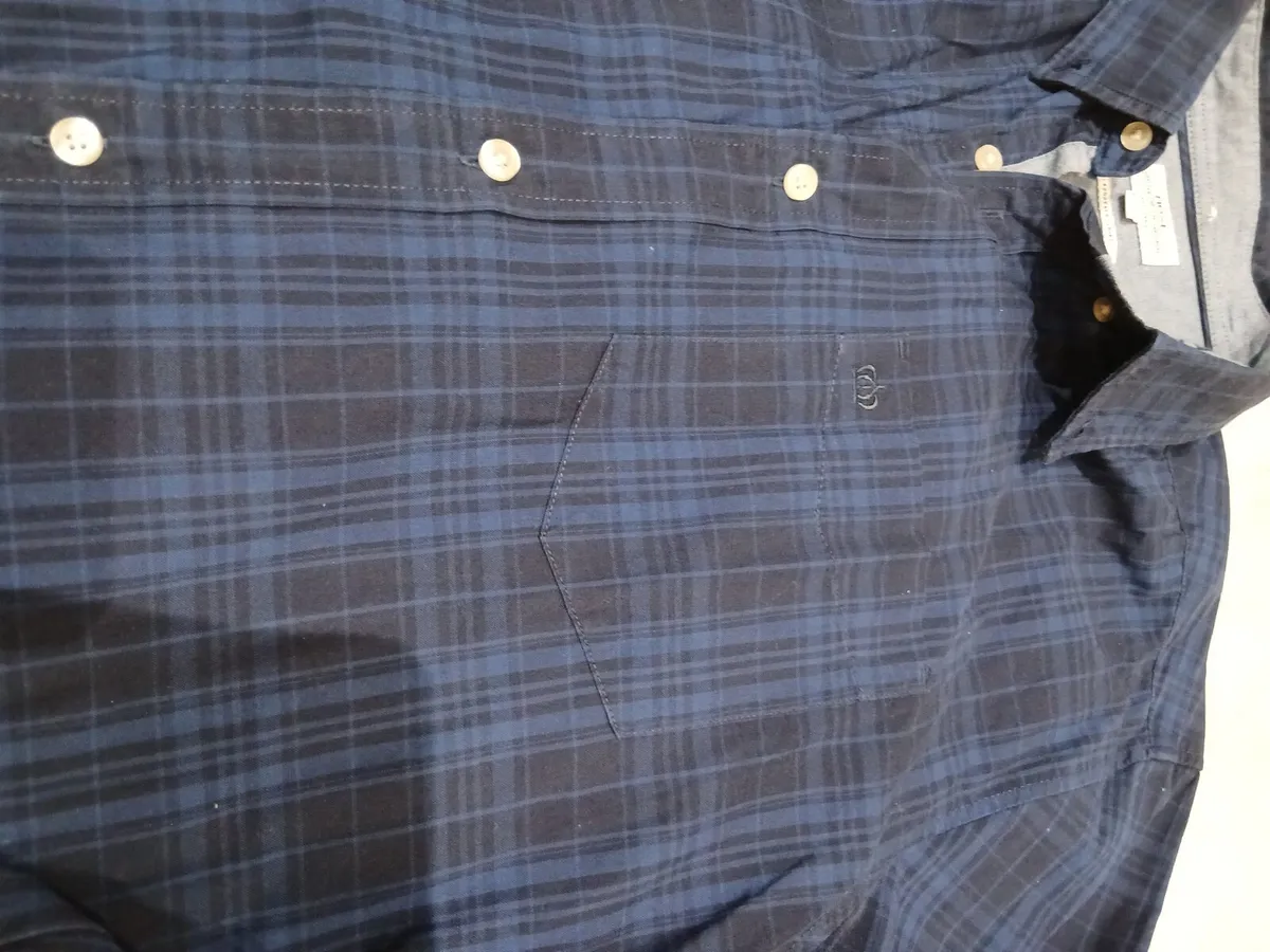 Mens shirts - Image 1