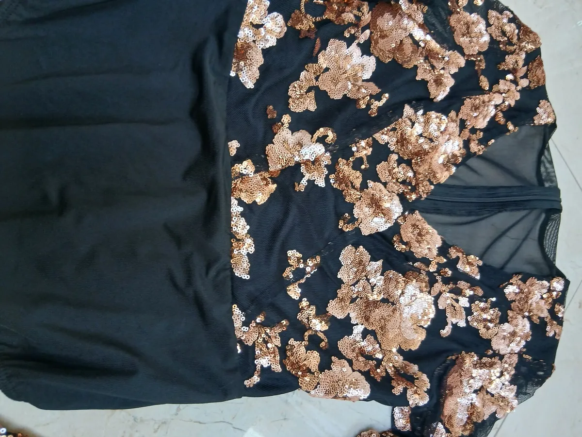 Ladies top - Image 2