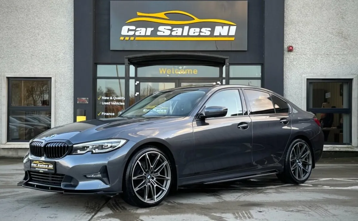 2.0 318d Sport Saloon 4dr Diesel Manual - Image 2