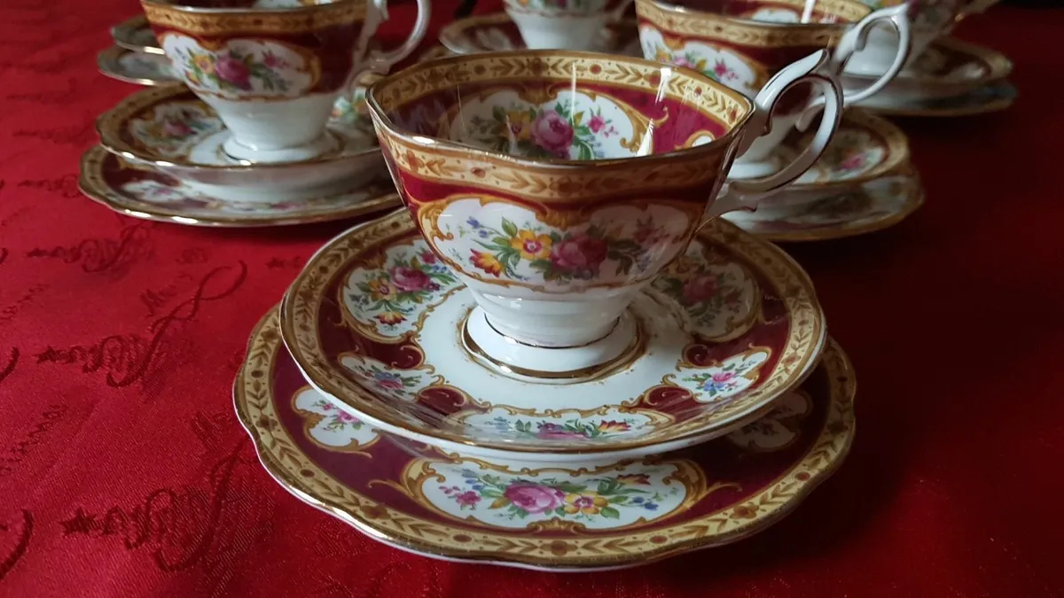 21Pc.Royal Albert Lady Hamilton Bone China Tea Set - Image 2
