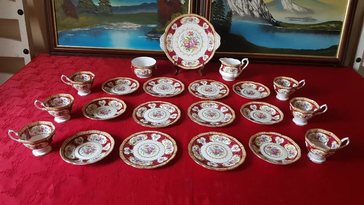 21Pc.Royal Albert Lady Hamilton Bone China Tea Set - Image 3