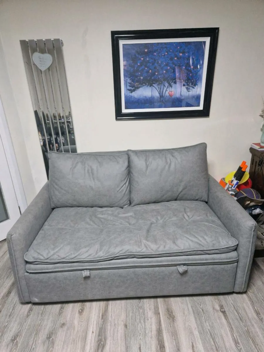 Couch/ bed - Image 2
