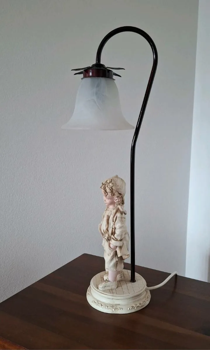 Table Lamp B - Image 3