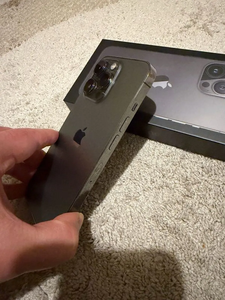 iPhone 13 Pro 128gb - Image 1