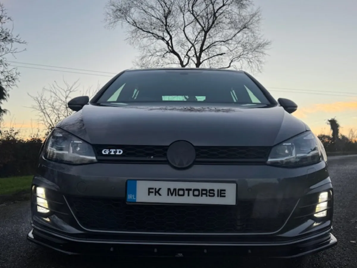 Volkswagen Golf 2018 GTD AUTO low km - Image 2