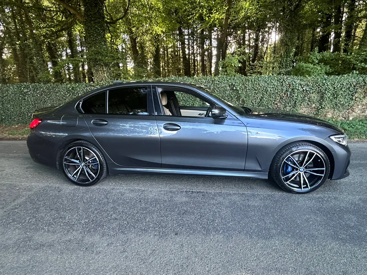 202 BMW 330E M SPORT PRO MINERAL GREY - Image 3
