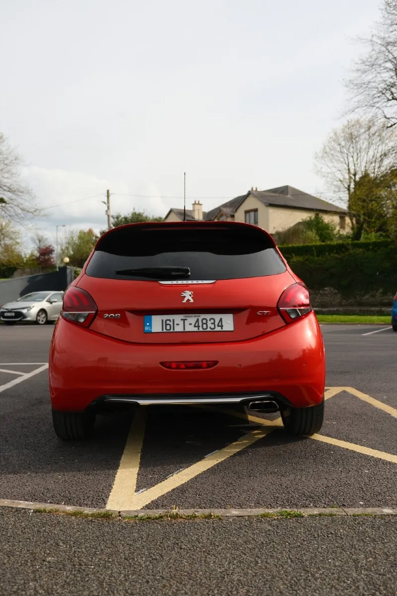 Peugeot 208 2016 - Image 3