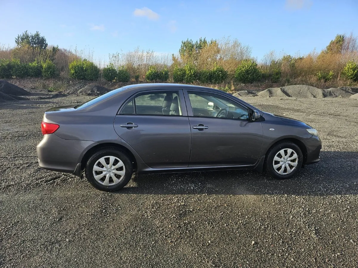 Toyota Corolla 2008 - Image 2