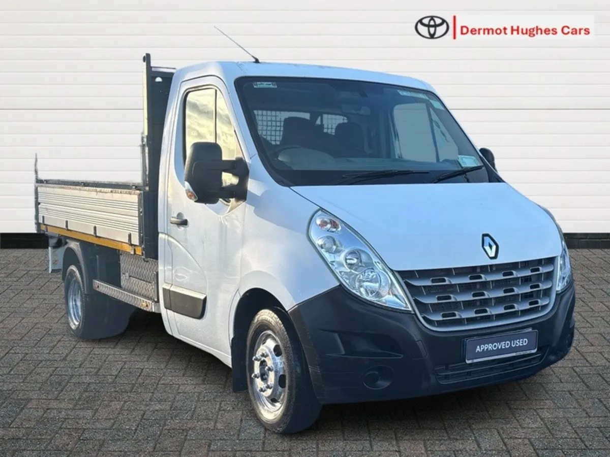 Renault Master TWINWHEEL TIPPER RWD CHASSIS CAB ML - Image 1