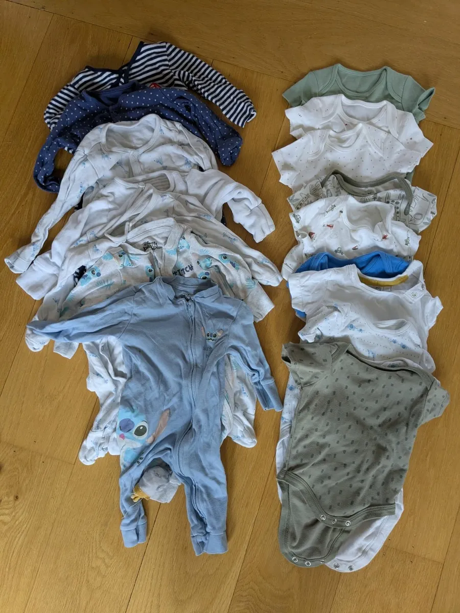 Baby clothes 3-6 months - Image 2