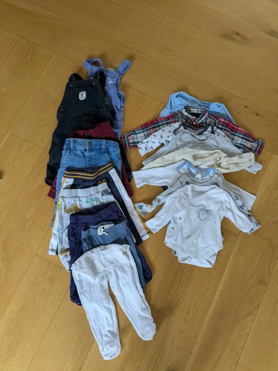 Baby clothes 3-6 months - Image 4