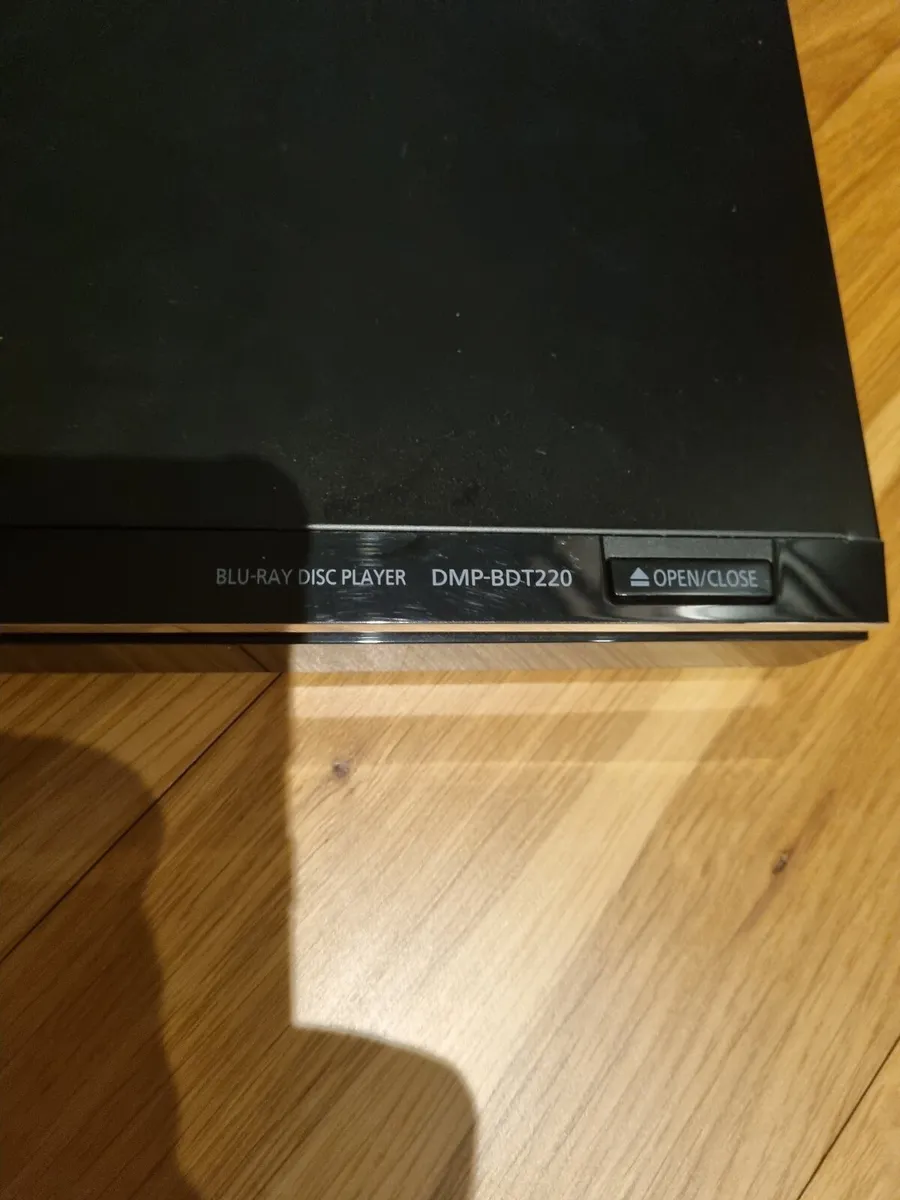 Panasonic DMP-BDT220 Bluray Player - Image 2