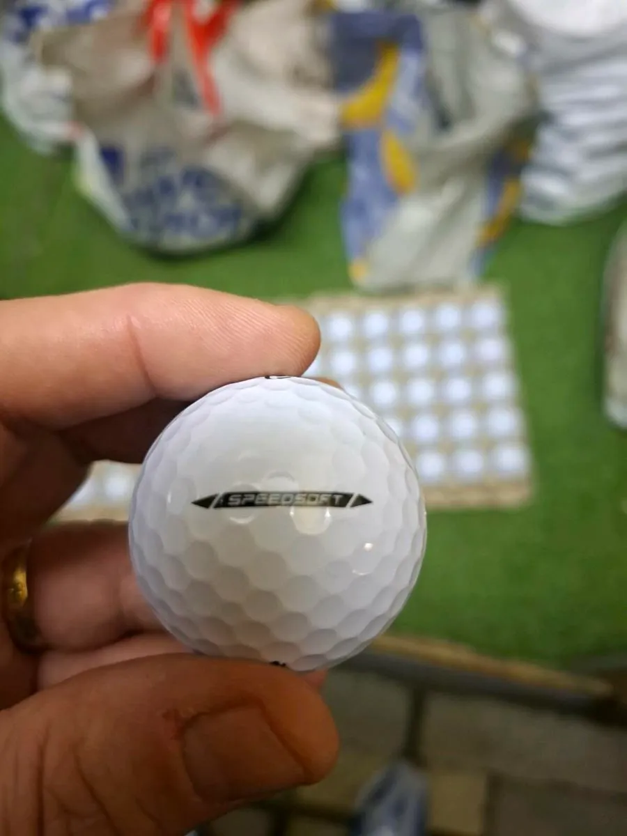 60 TAYLORMADE SPEEDSOFT - Image 2