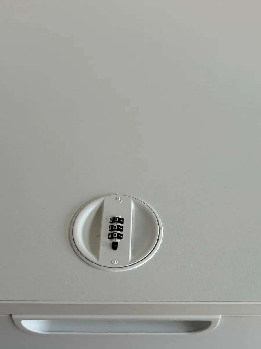 Filing Cabinet - White - Image 3