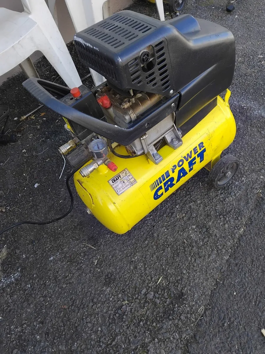 Air compressor working perfect priced - Image 1