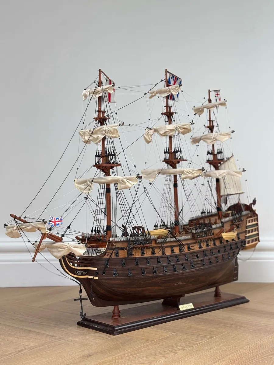 Museum Model Collector Ships - Image 3