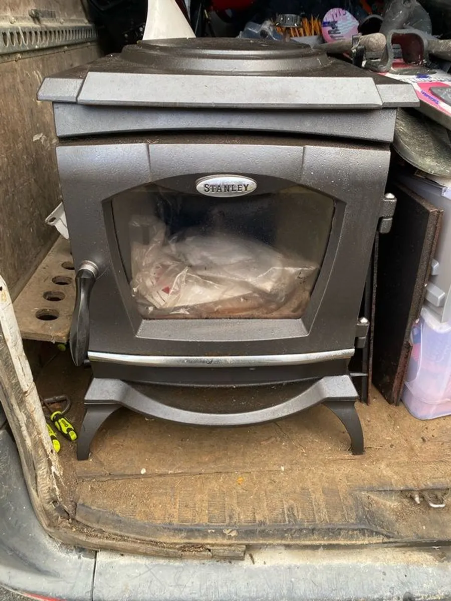 Stanley Ardmore 12KW Stove & Back Boiler - Image 1
