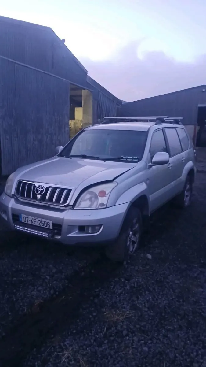 Land cruiser for breaking - Image 3