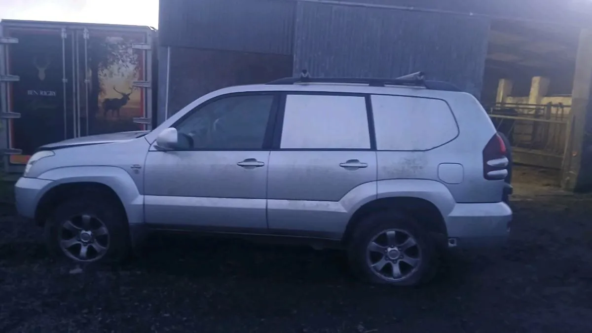 Land cruiser for breaking - Image 4