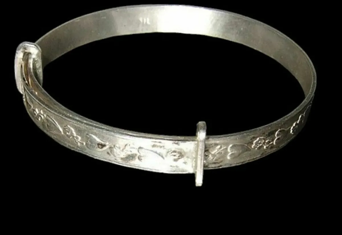 Vintage Hallmarked Silver Baby Bangle - Image 1