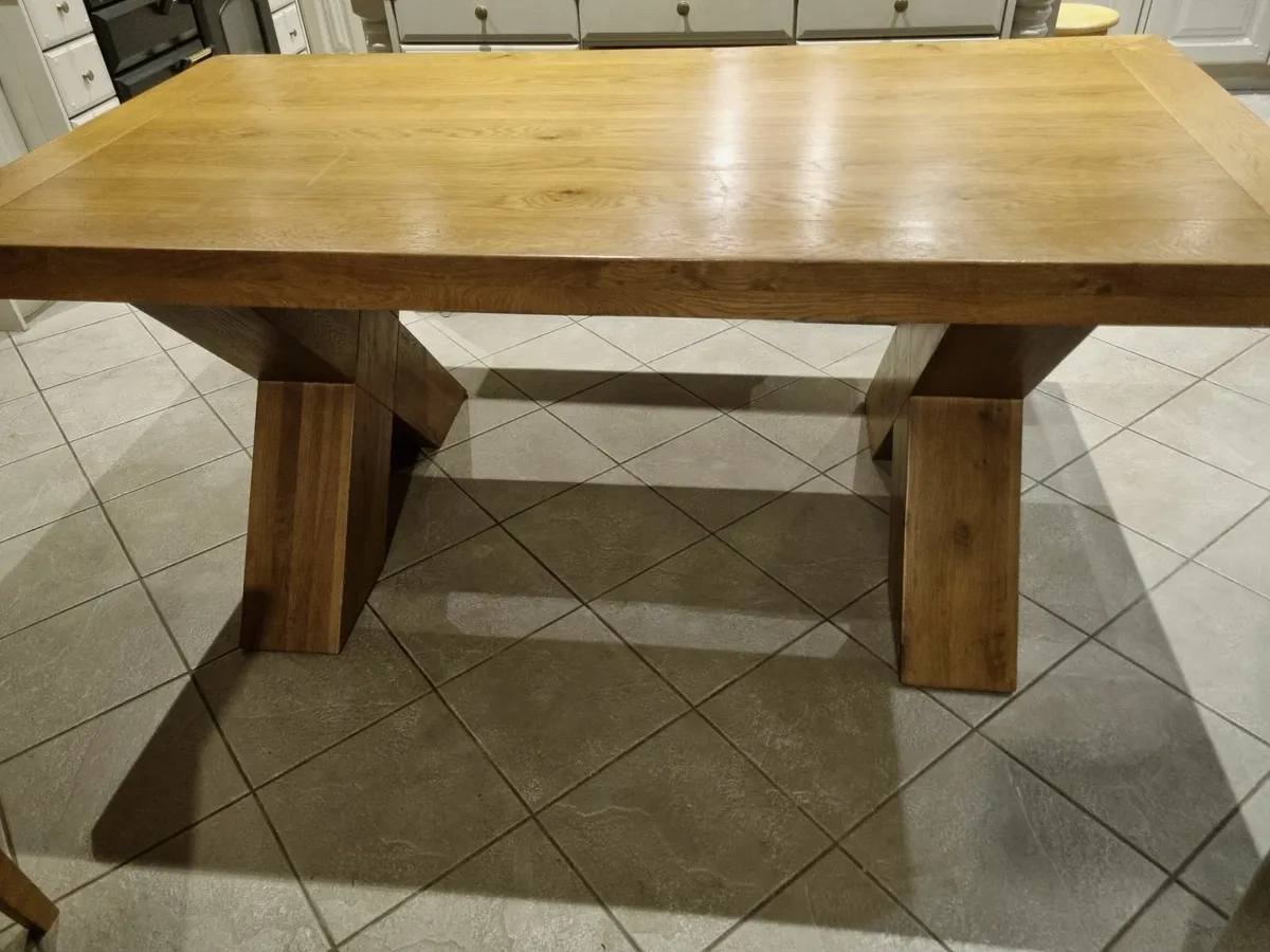 Oak dining/ kitchen table - Image 3